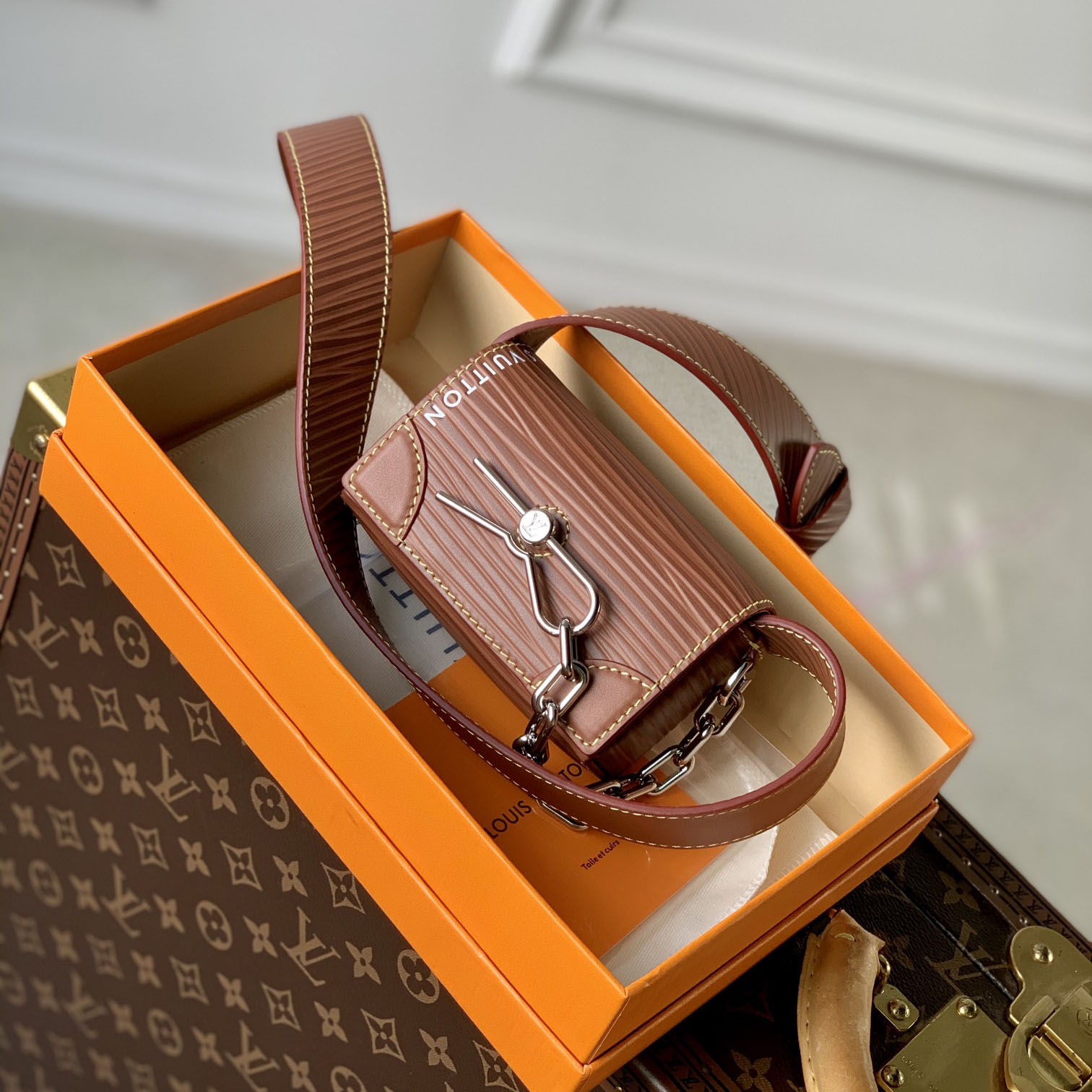 LV Satchel bags - Click Image to Close